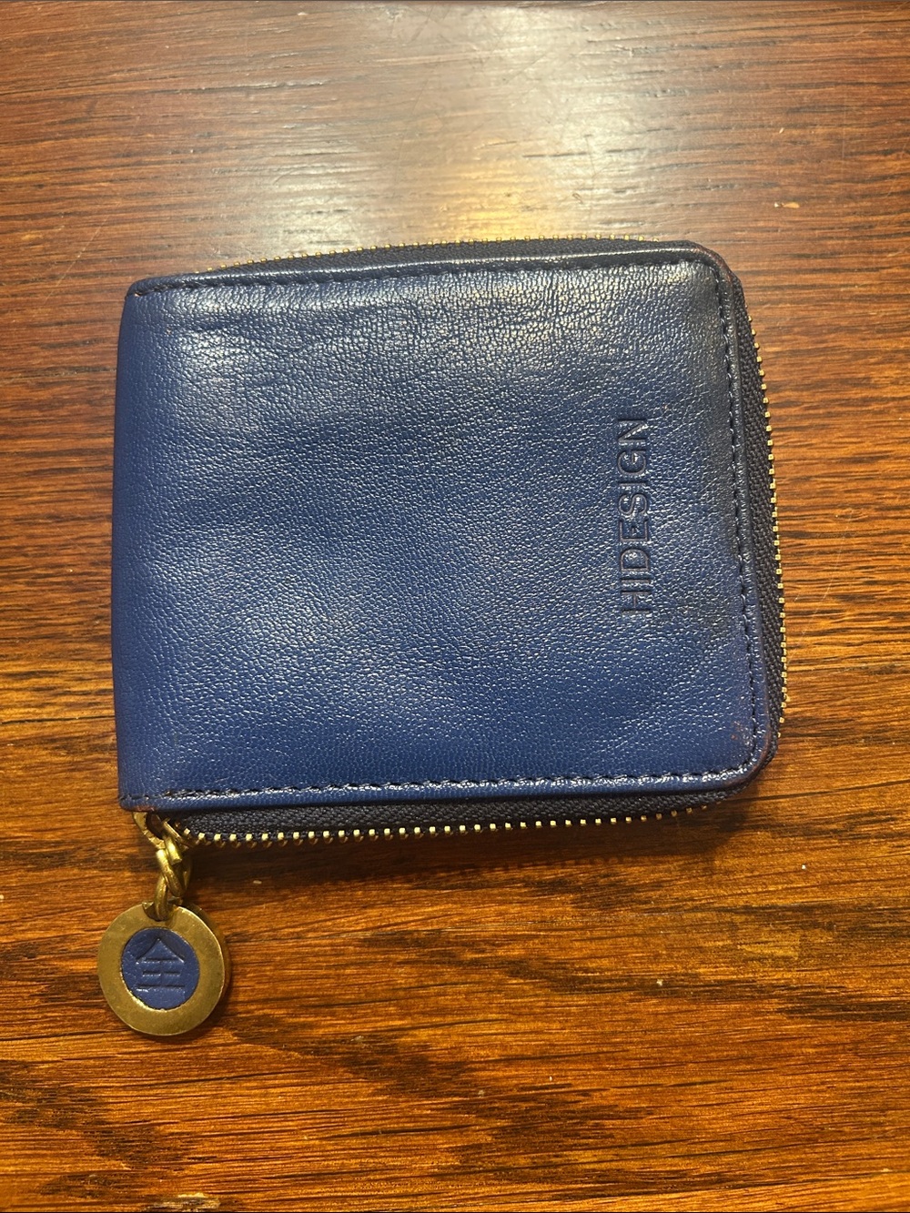 HIDESIGN Glazed Saphire Full Grain Leather Zip Around Card Wallet